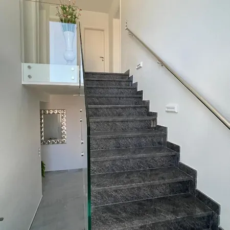 Вилла Eureka Водице